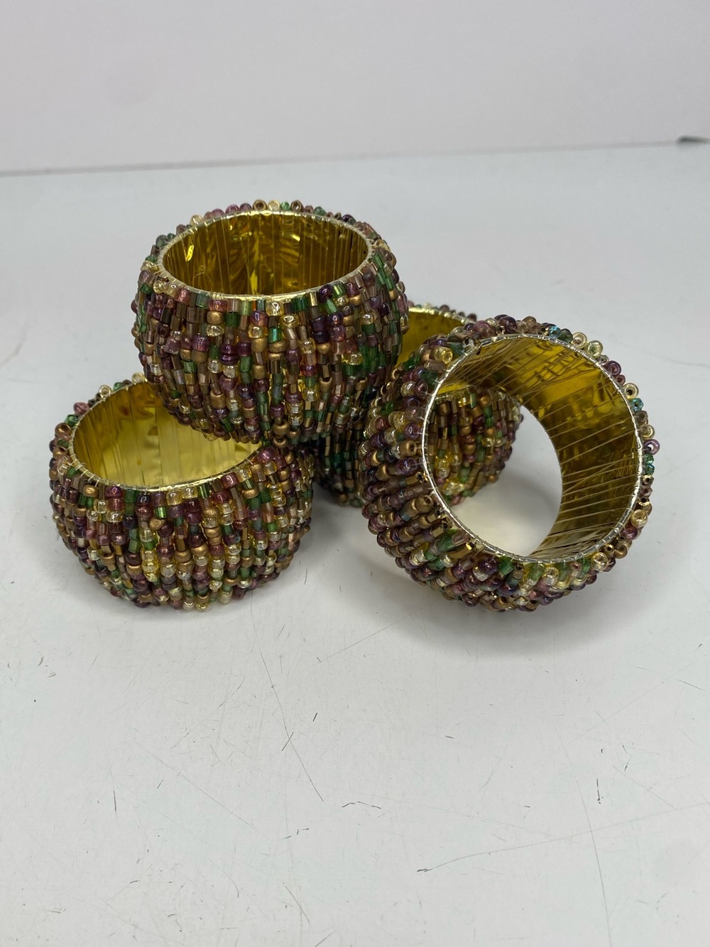 Set Of 4 Gold Green Beaded Napkin Rings For Dinner Parties & Special Occasions